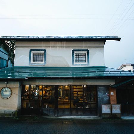 ホステル&バー Camosiba 横手市 エクステリア 写真